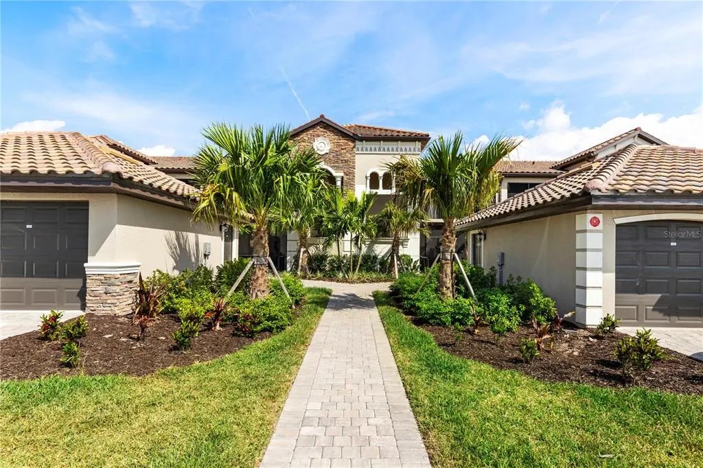 5558 Palmer Circle 105, BRADENTON