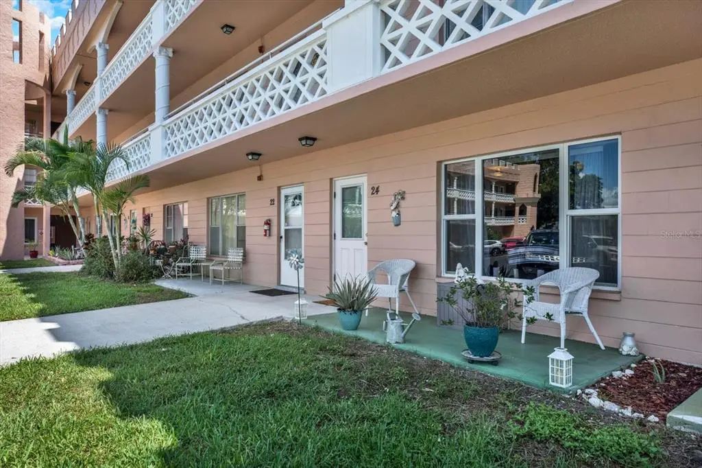 2458 Columbia Drive 24, CLEARWATER