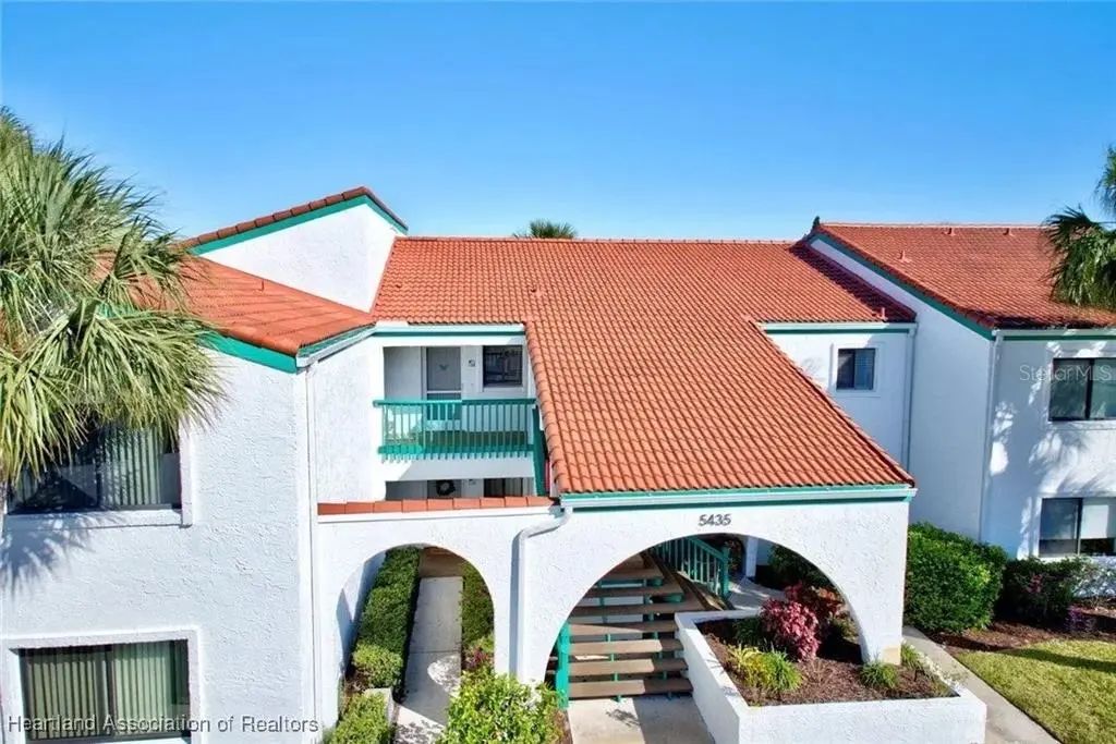 5435 Casablanca Circle M22, SEBRING