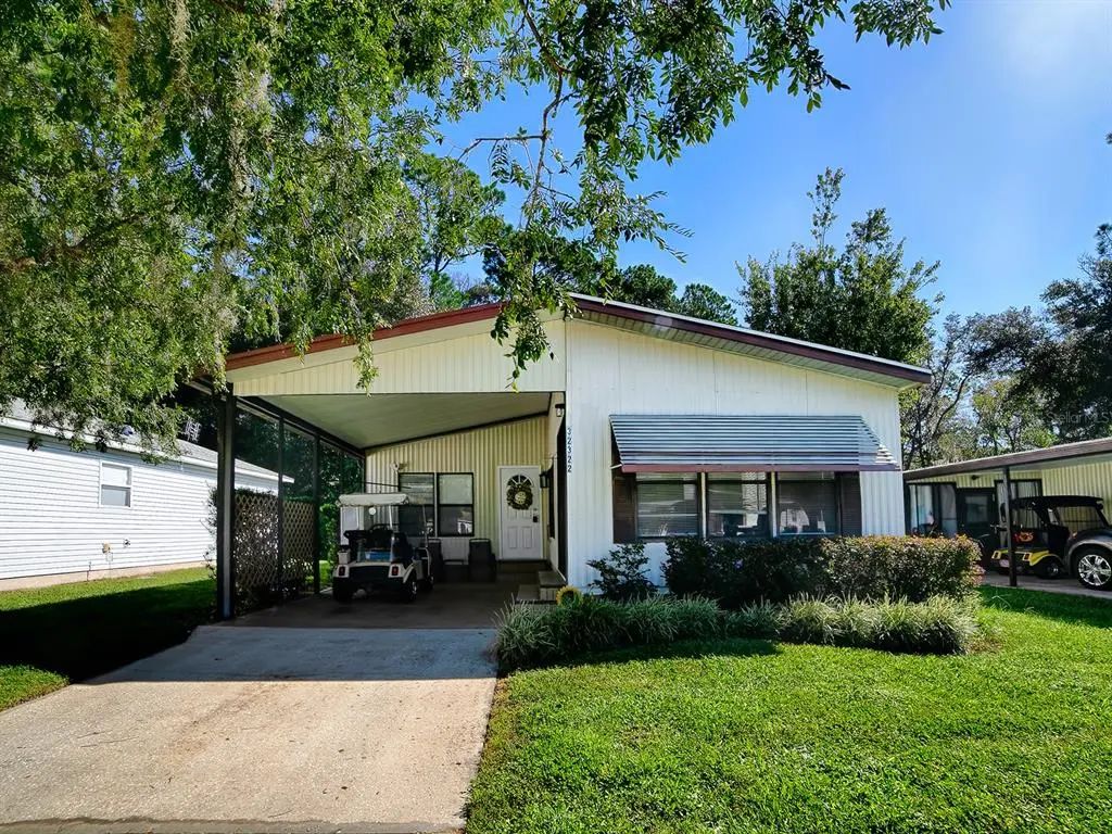 32322 Oak Park Drive, LEESBURG