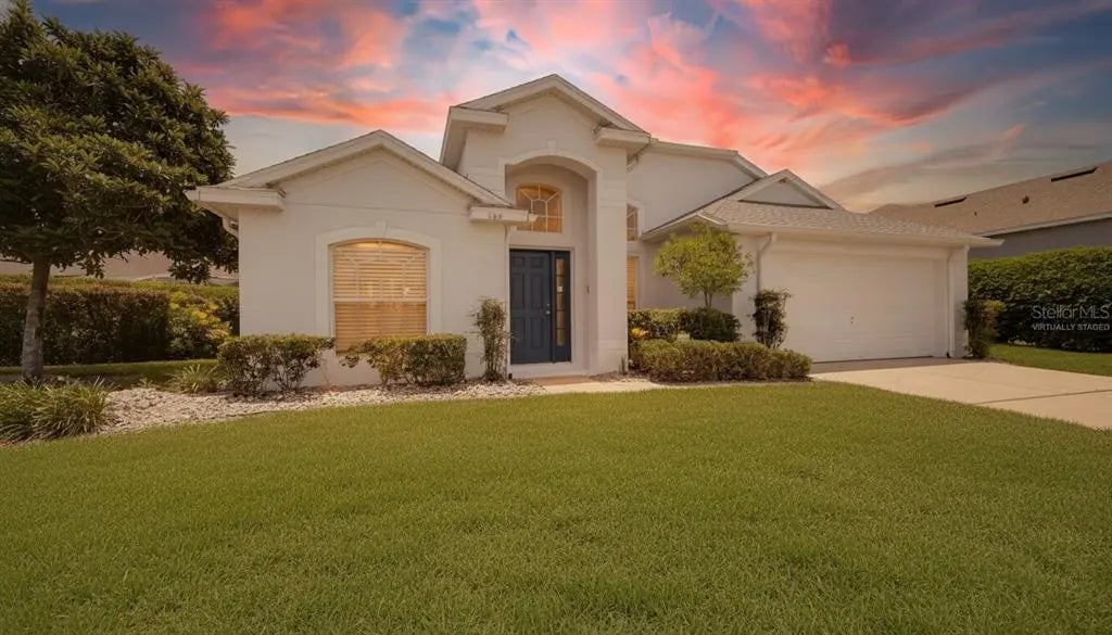 408 Bloomingdale Drive, DAVENPORT