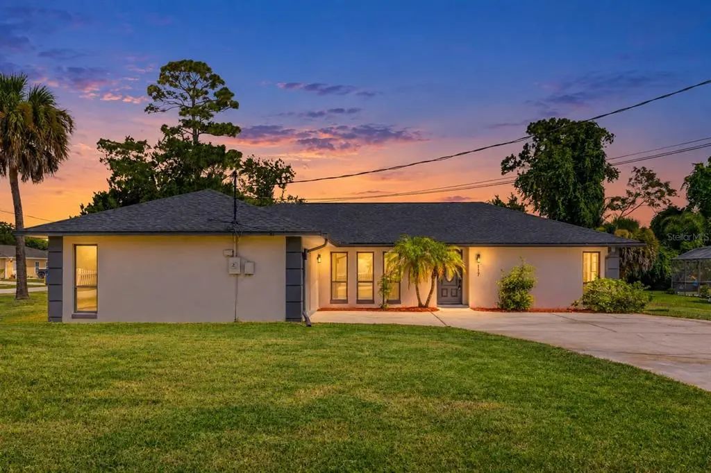 117 Poinciana Road, EDGEWATER