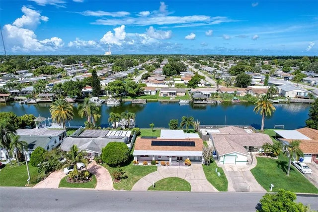 2349 Hama Drive, HOLIDAY