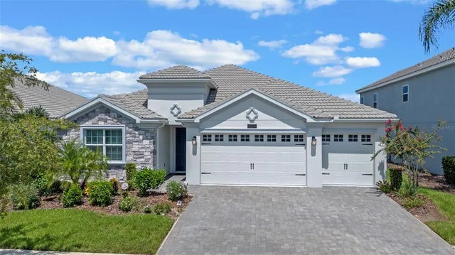 8879 Backspin Lane, DAVENPORT