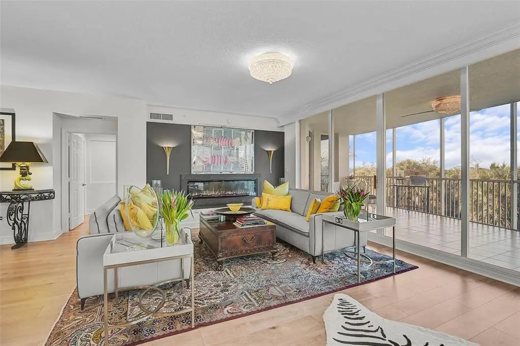 385 N Point Road 304, OSPREY