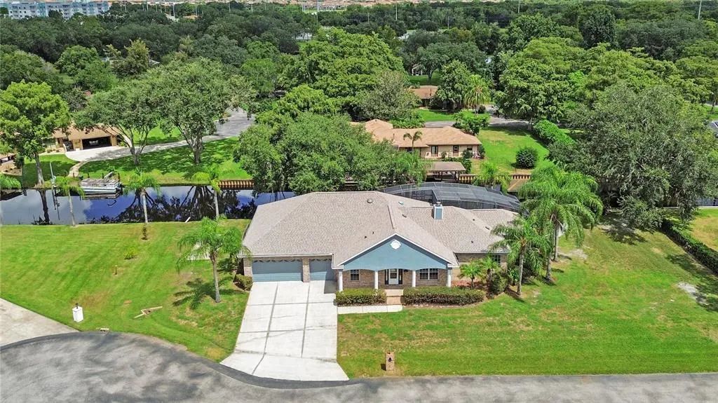 5365 Shady Oak Circle, ST. CLOUD