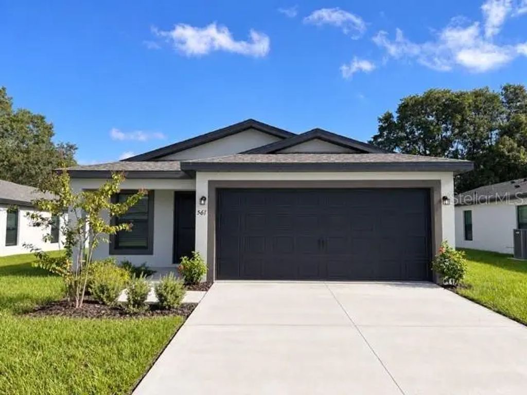 561 Blackthorn Drive, LAKELAND