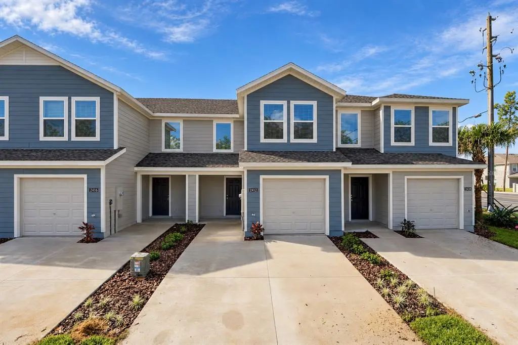2412 Bevel Lane, DAVENPORT