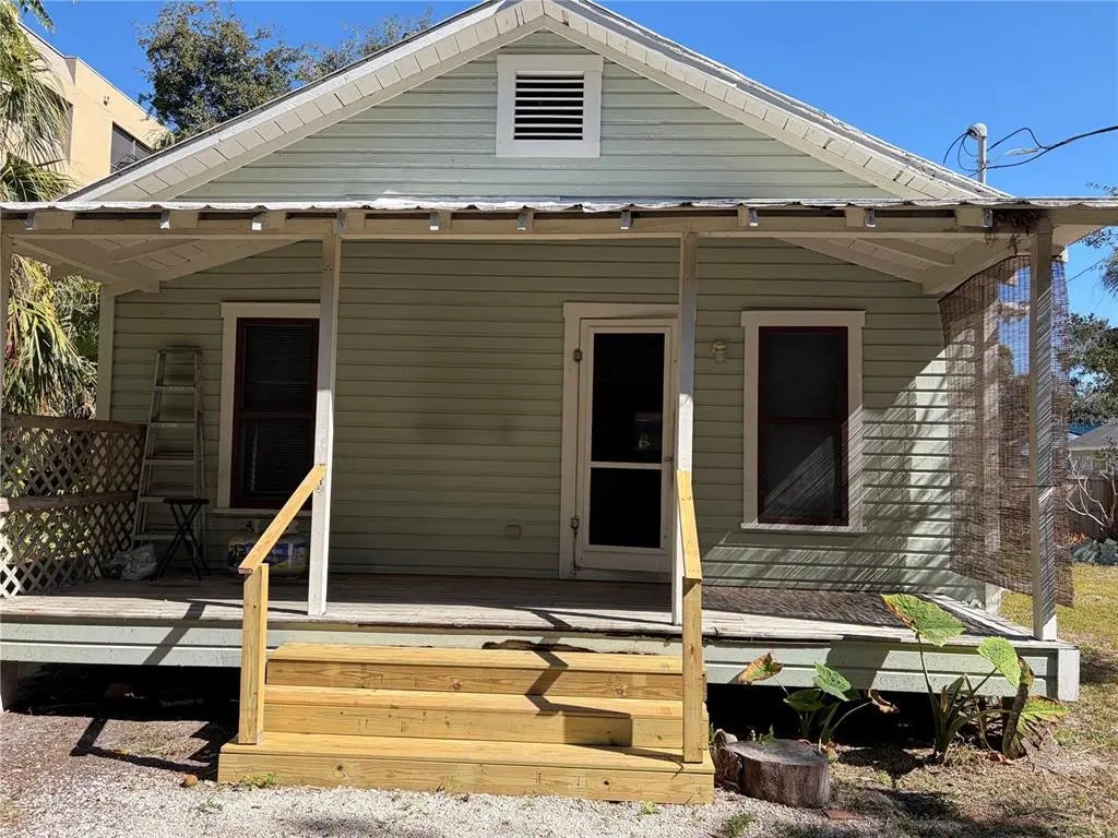 1551 7th Street, SARASOTA