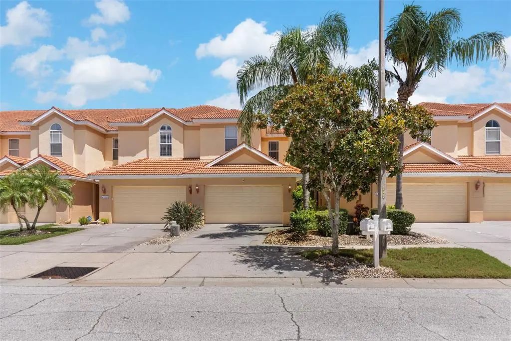 1437 Ridge Terrace, TARPON SPRINGS