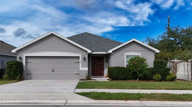 105 Foxtail Loop, DAVENPORT