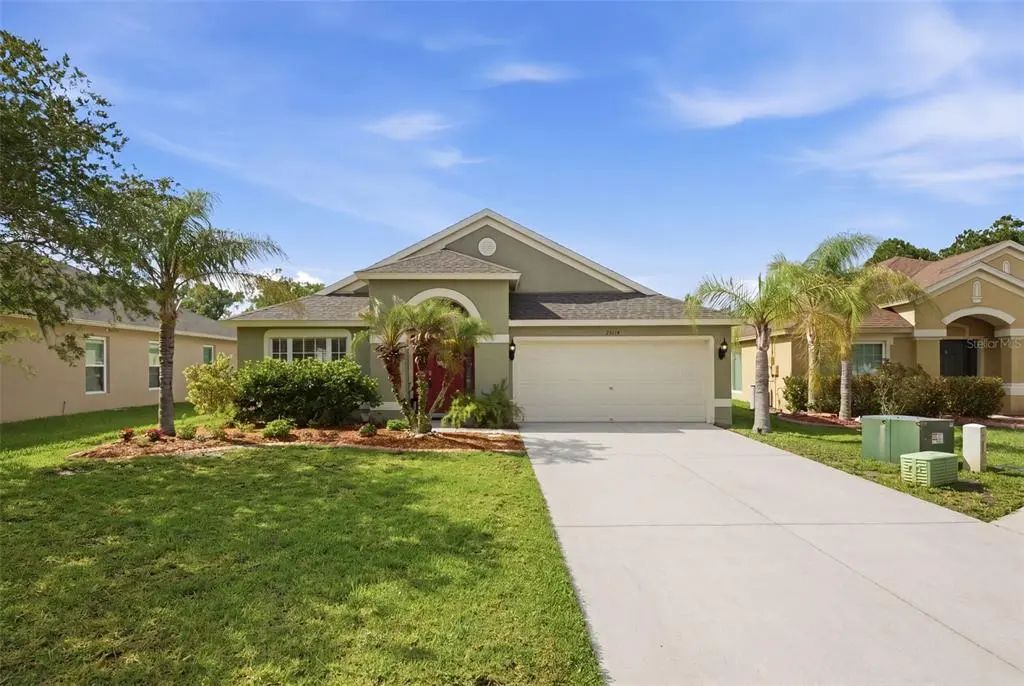 25114 Lexington Oaks Boulevard, WESLEY CHAPEL