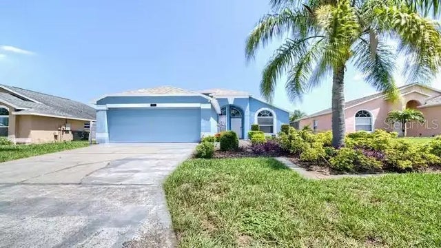 126 Tiffany Loop, DAVENPORT