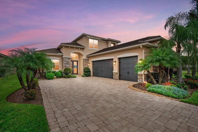 31382 Chesapeake Bay Drive, WESLEY CHAPEL