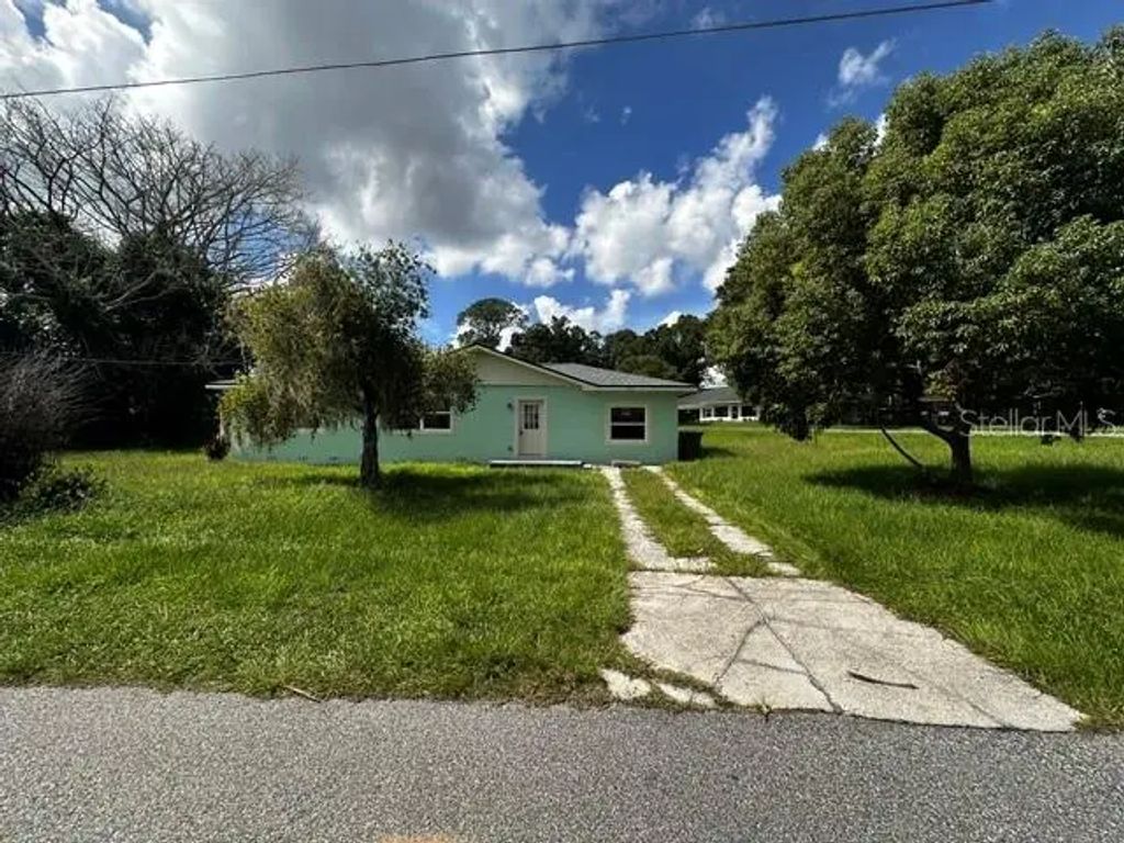 923 W Lake Cannon Drive Nw, WINTER HAVEN