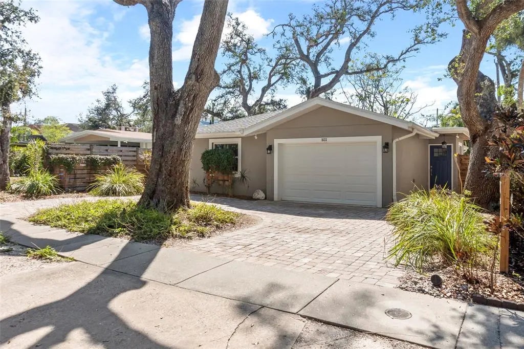 1622 Wisconsin Lane
