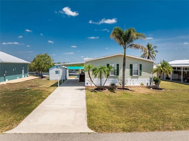 524 Tahiti Court, PUNTA GORDA