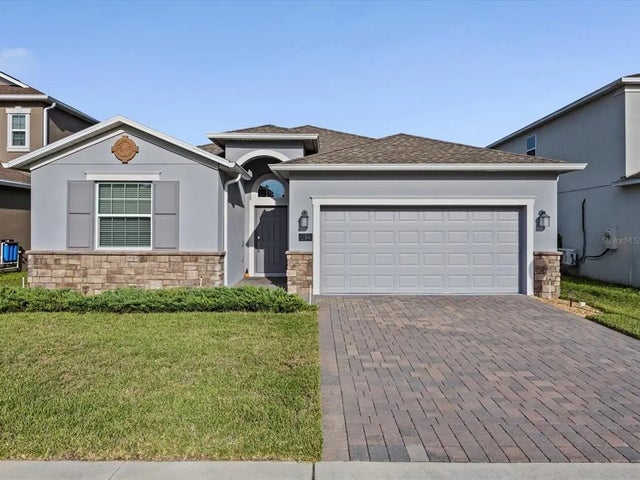514 Brunswick Drive, DAVENPORT