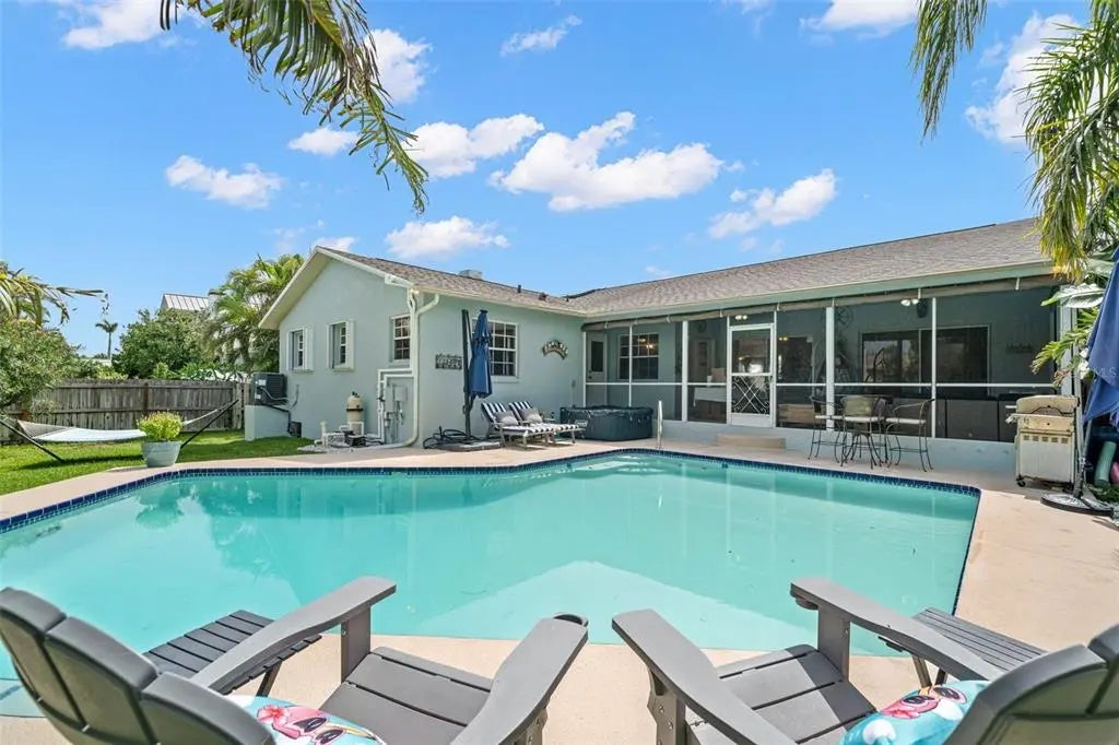 338 7th Avenue N, TIERRA VERDE