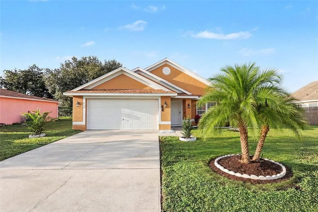 301 Bougainvillea Street Nw, PALM BAY