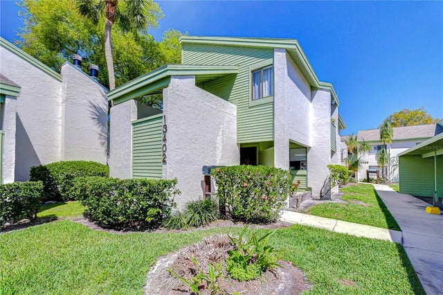 13402 Pine Lake Way 202b, TAMPA