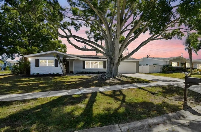 1339 Summerlin Drive, CLEARWATER