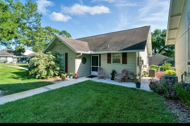 1034 Villa Lane 18, APOPKA