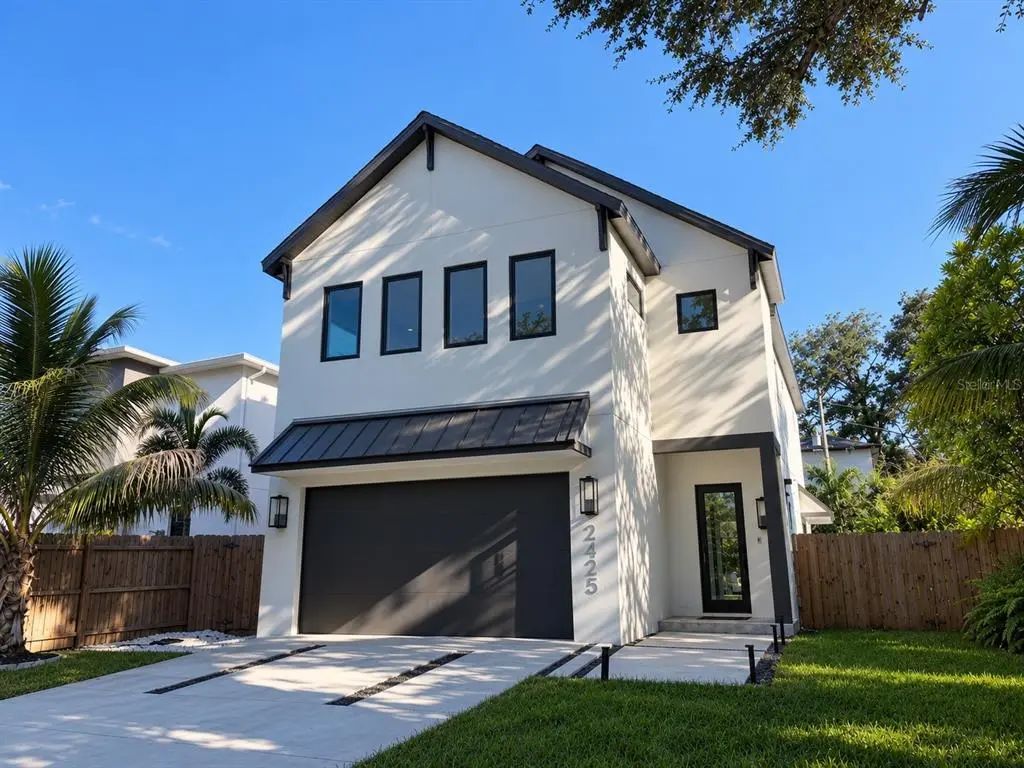 2425 Temple Street, SARASOTA