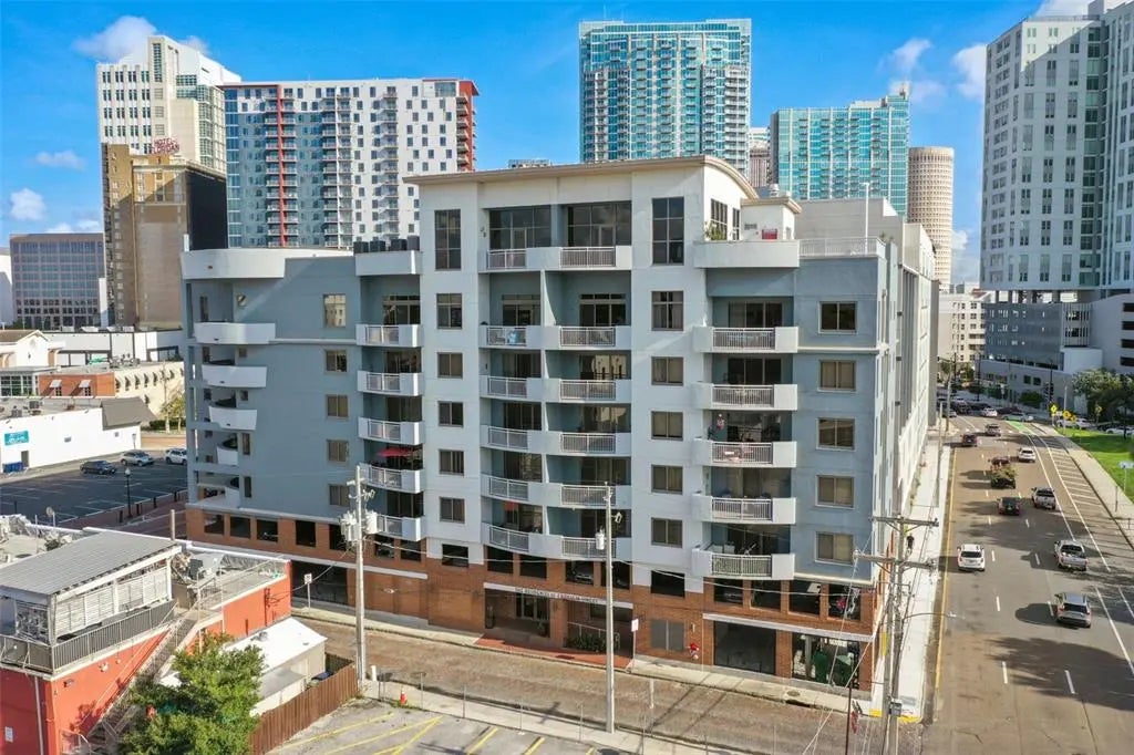 1108 N Franklin Street 704, TAMPA