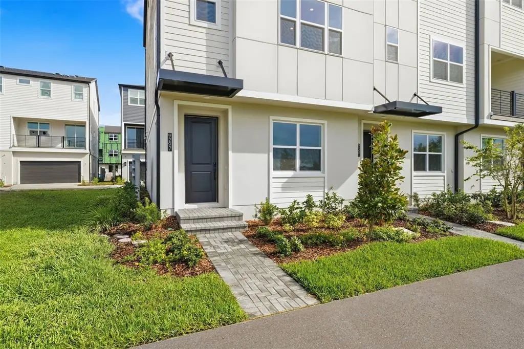 9297 Luminary Boulevard, ORLANDO