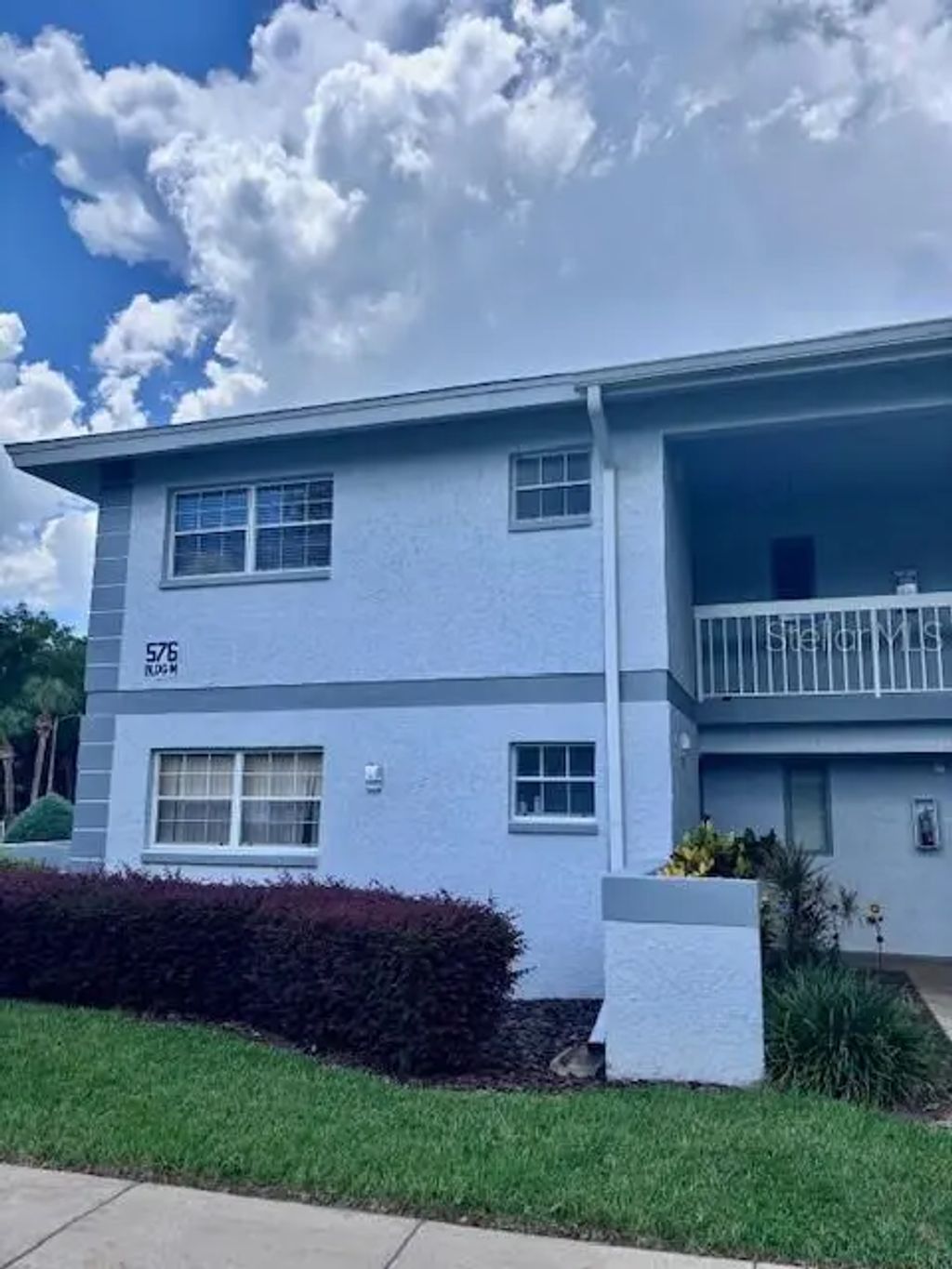 576 Fairways Lane M104, OCALA