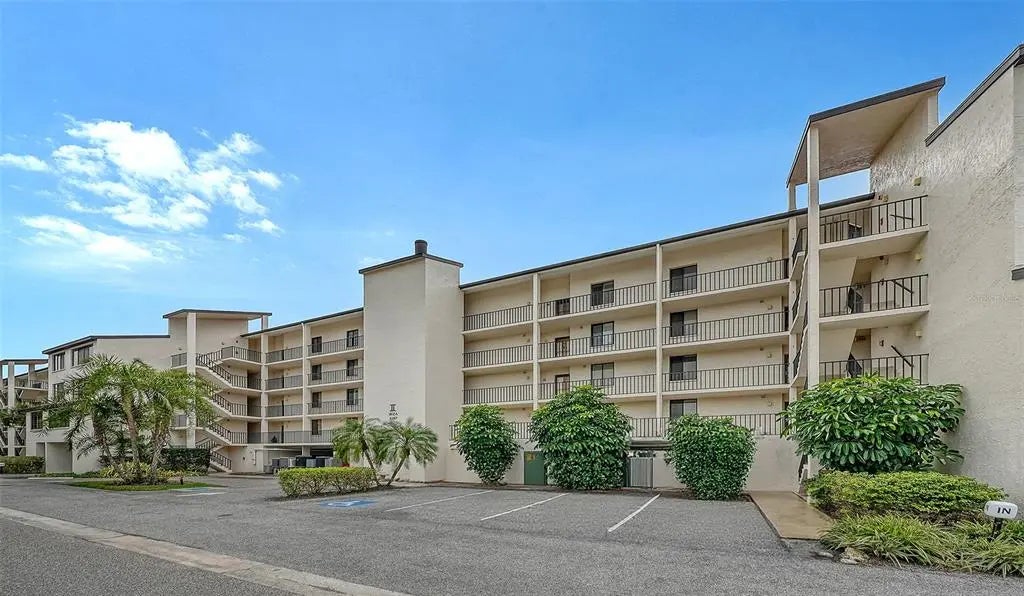 6287 Midnight Pass Road 103, SARASOTA