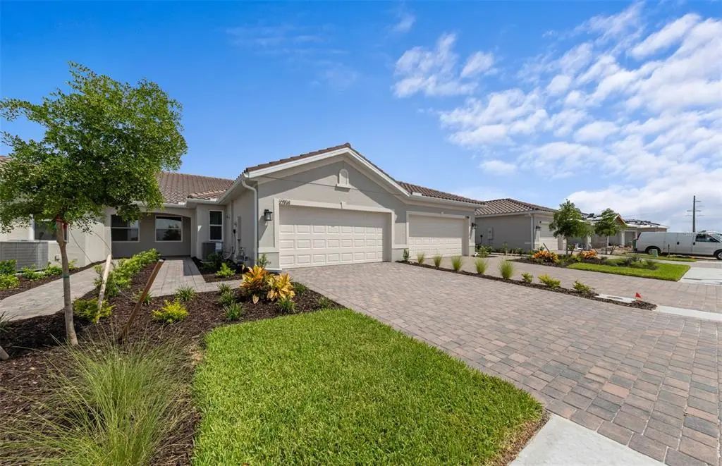 27104 Clam Shell Court, ENGLEWOOD