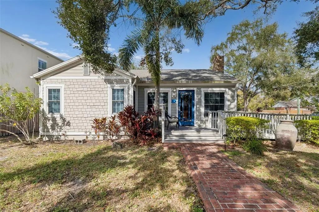 3705 S Macdill Avenue, TAMPA
