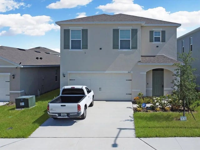 931 Waterfall Boulevard, DAVENPORT