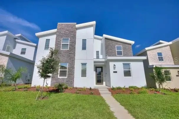 9254 Sommerset Hills Dr, DAVENPORT