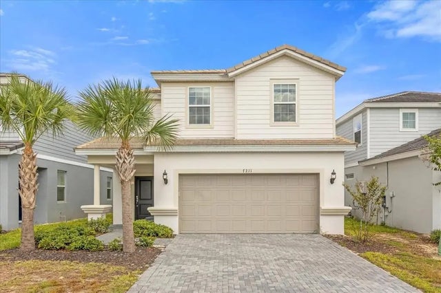 7211 Oakmoss Loop, DAVENPORT