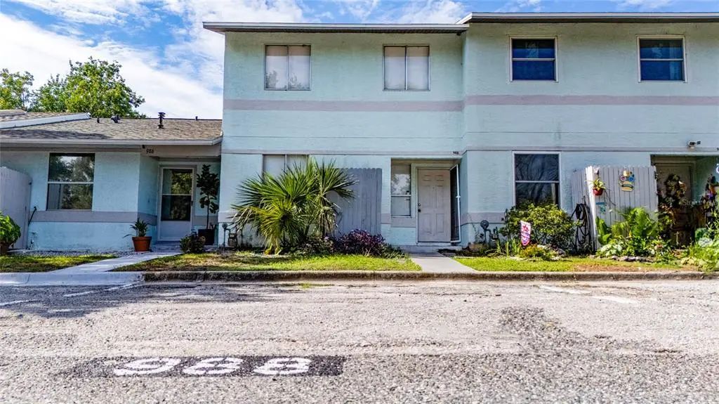 988 Stucki Terrace, WINTER GARDEN