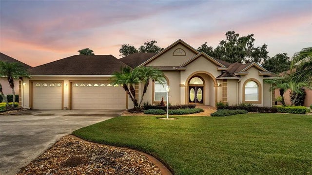 226 Ruby Lake Lane, WINTER HAVEN