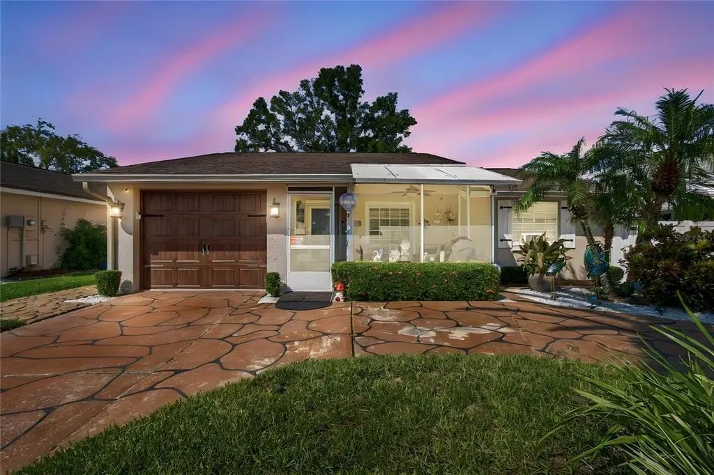16012 Saddlestring Drive, TAMPA