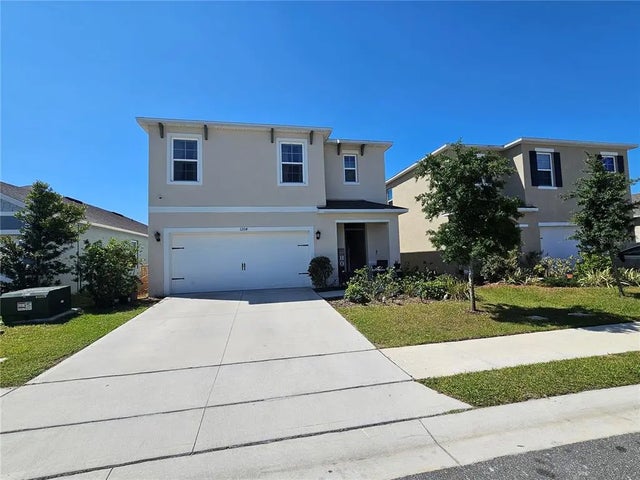 1204 Berry Lane, DAVENPORT