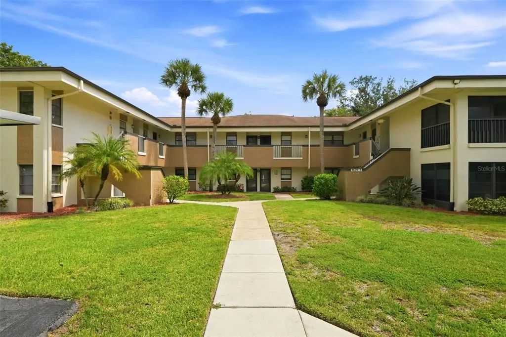 2700 Nebraska Avenue 2-203, PALM HARBOR