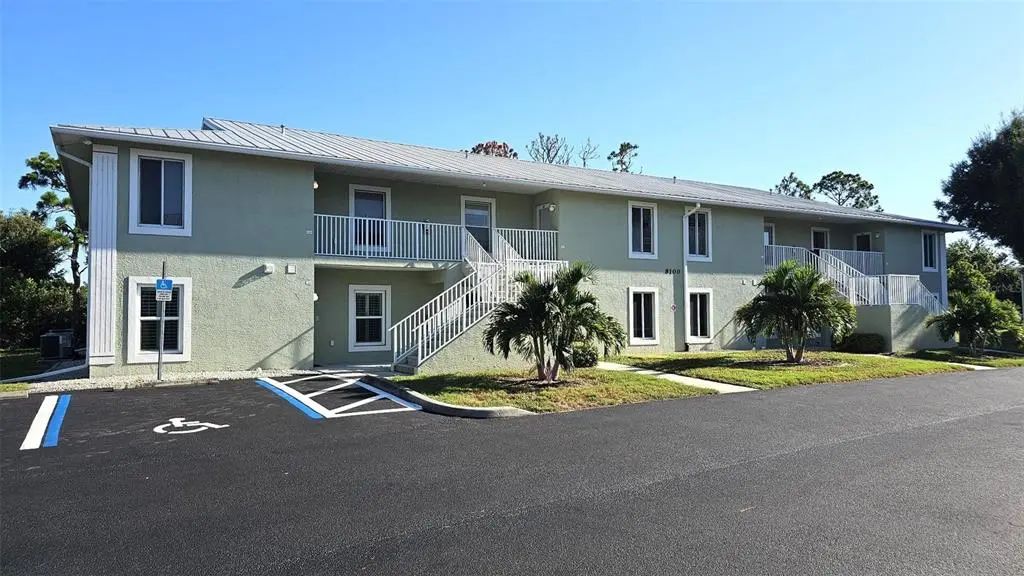 8100 Memory Lane 207, ROTONDA WEST