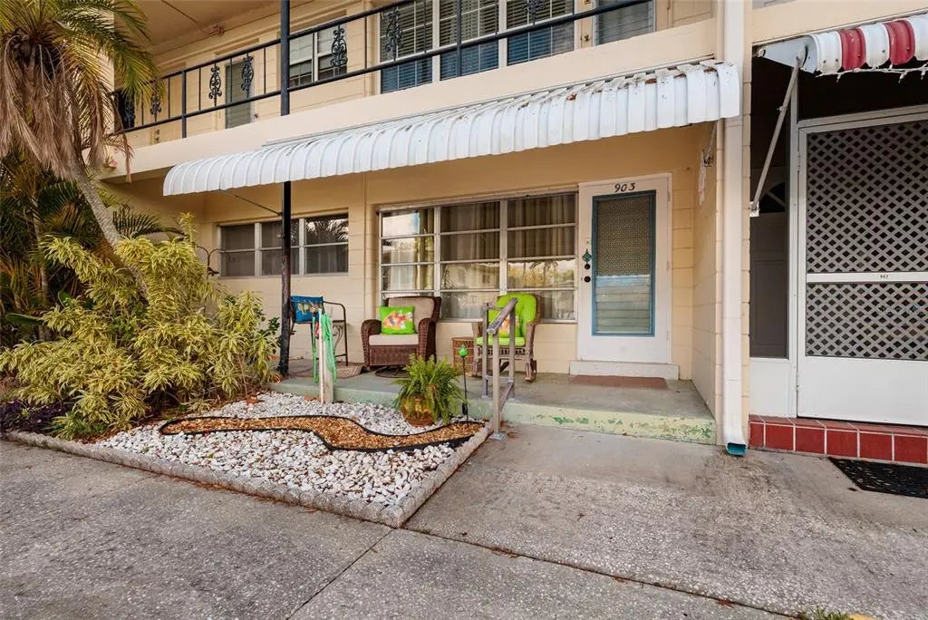 4143 56th Street N 903, KENNETH CITY