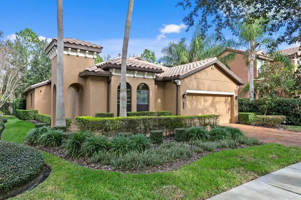 8220 Dunham Station Drive, TAMPA