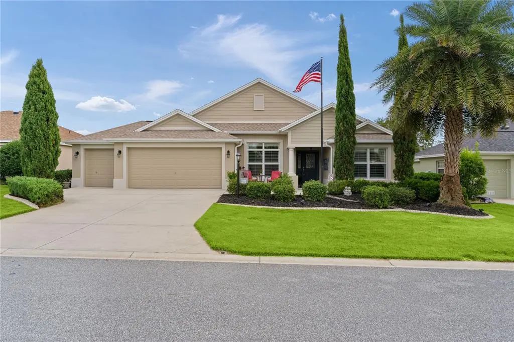 3275 Kilarny Place, THE VILLAGES