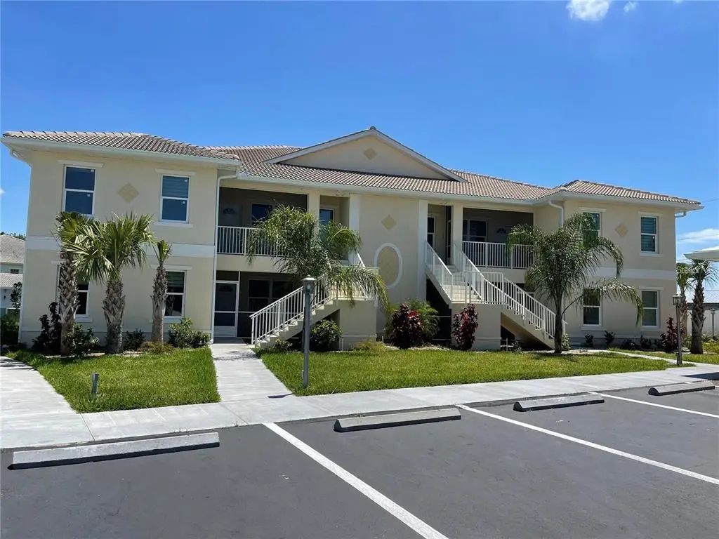 200 Gardens Edge Drive 214, VENICE