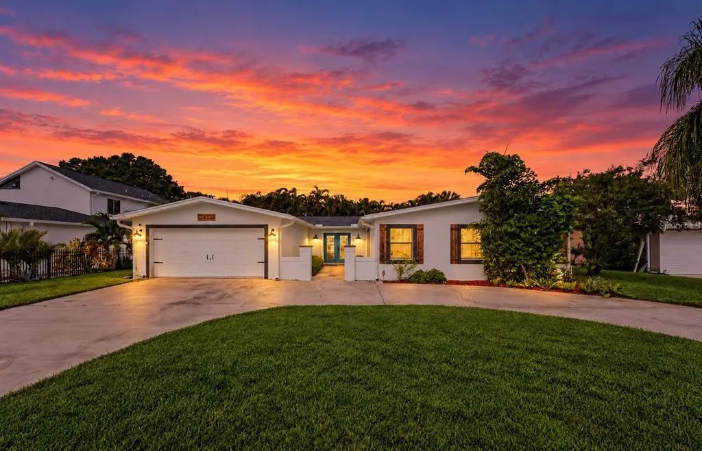 3936 E Eden Roc Circle 1, TAMPA