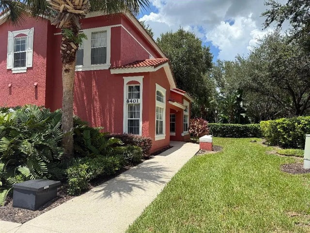 8401 Crystal Cove Loop, KISSIMMEE