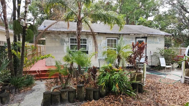 1207 Pine Avenue Nw, LARGO